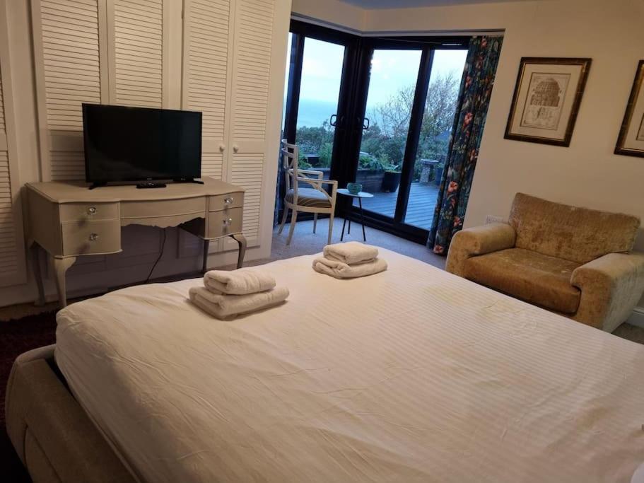 Spacious Detached Home With Beautiful Seaviews, Sleeps 6 Trimingham Kültér fotó